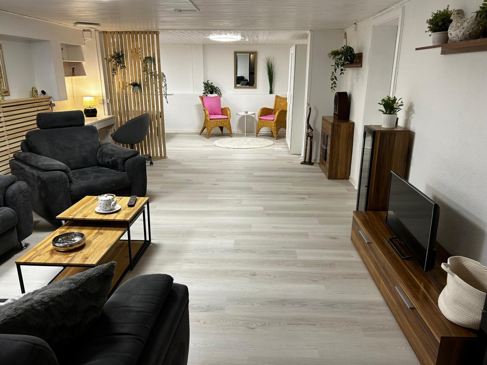 Guidos Place Souterrain Apartment Weissenthurm Eksteriør bilde